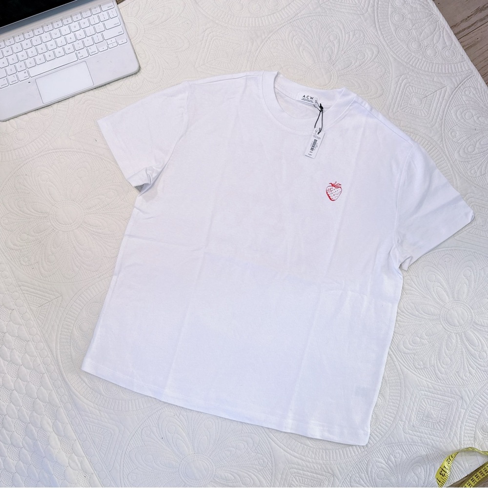 NWT A.C.W strawberry T-shirt S